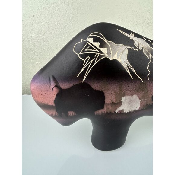 Navajo Signed Buffalo Ceramic Statue Native American Pottery Art Primitive READ - Picture 4 of 16